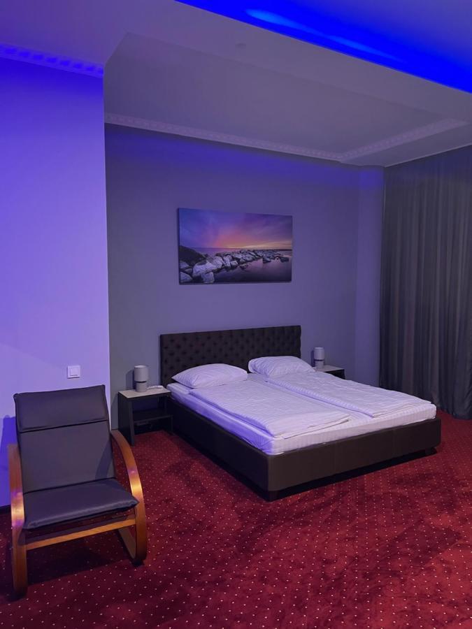 Lex Trend Hotel Irpin Extérieur photo