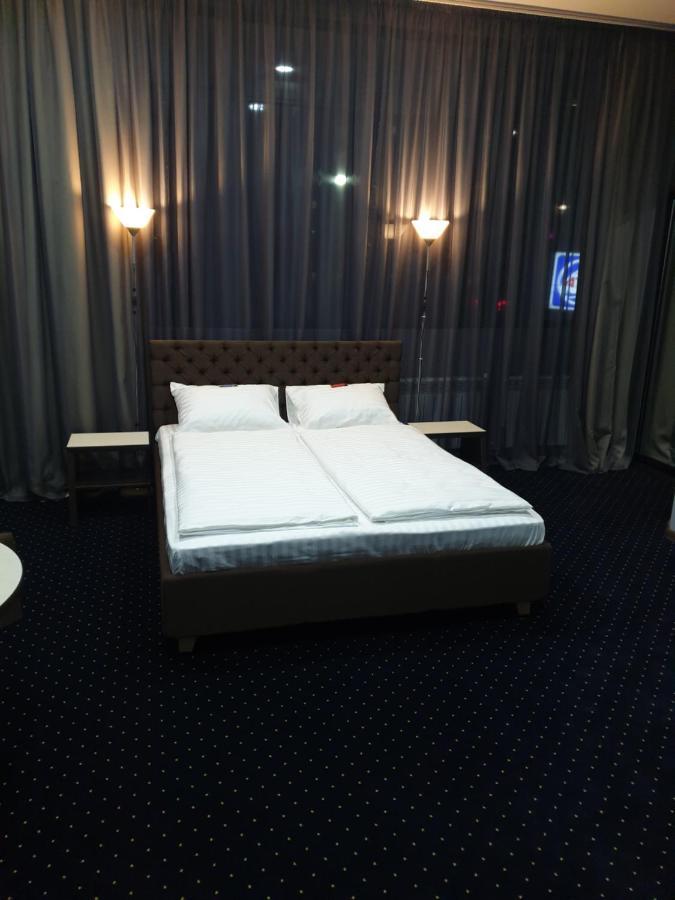 Lex Trend Hotel Irpin Extérieur photo
