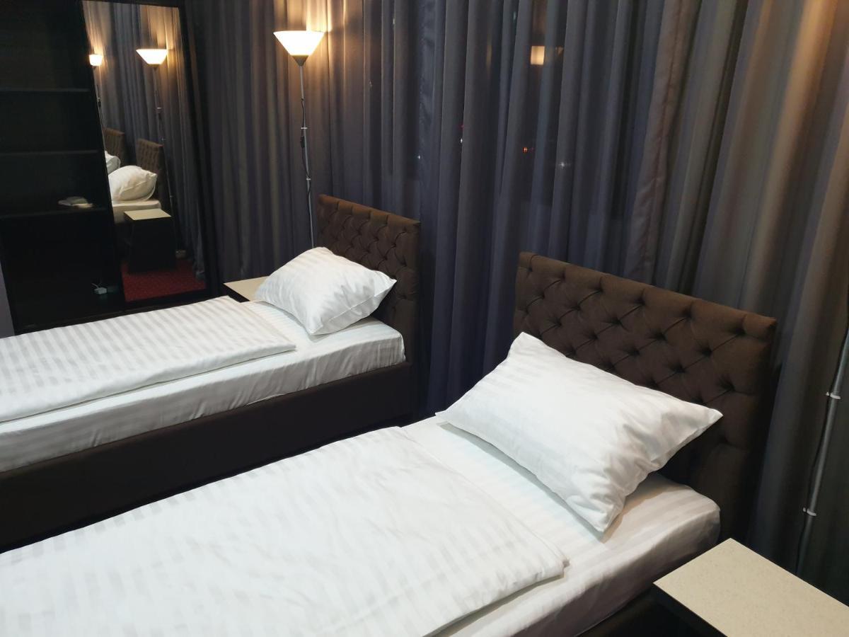 Lex Trend Hotel Irpin Extérieur photo