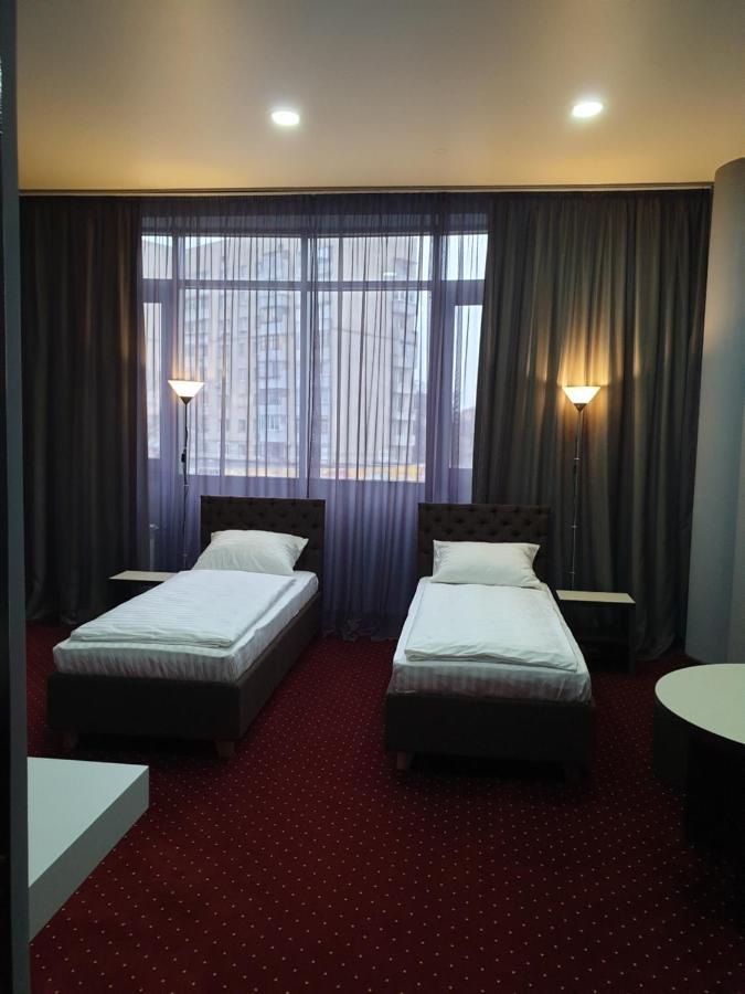 Lex Trend Hotel Irpin Extérieur photo