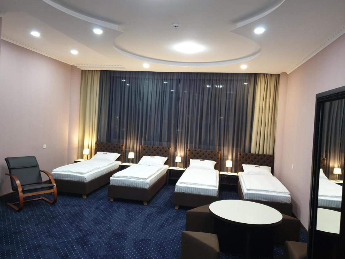 Lex Trend Hotel Irpin Extérieur photo